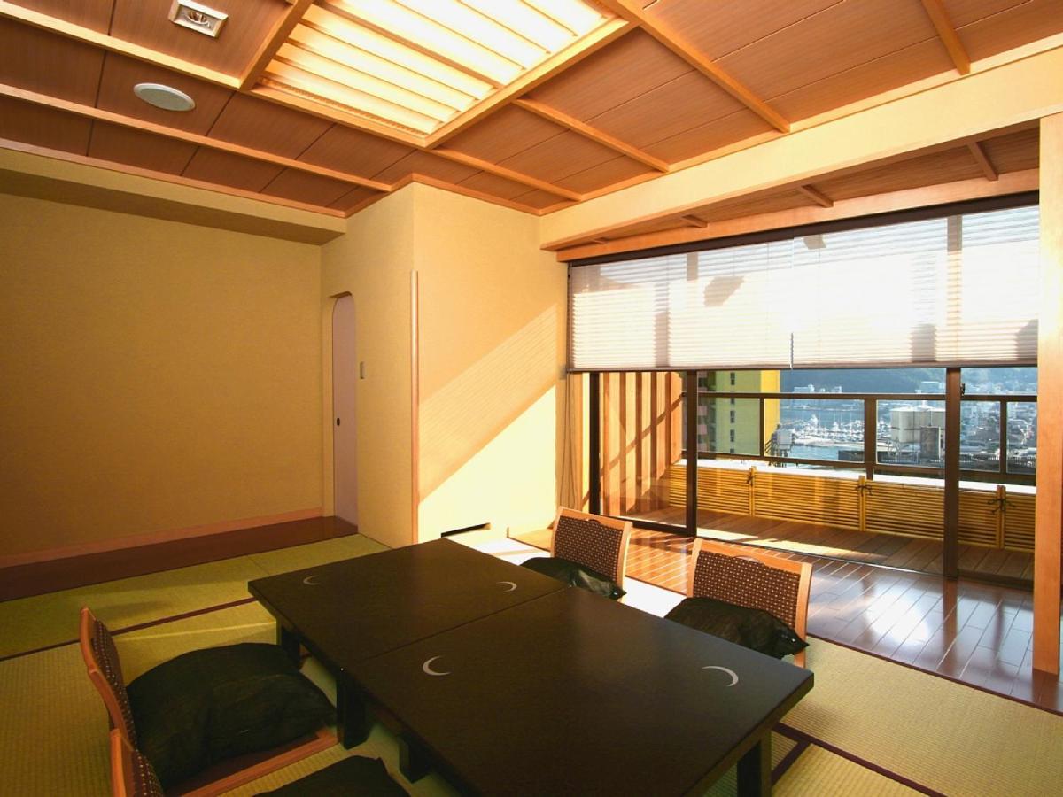 Atami Juraku Hotel Εξωτερικό φωτογραφία