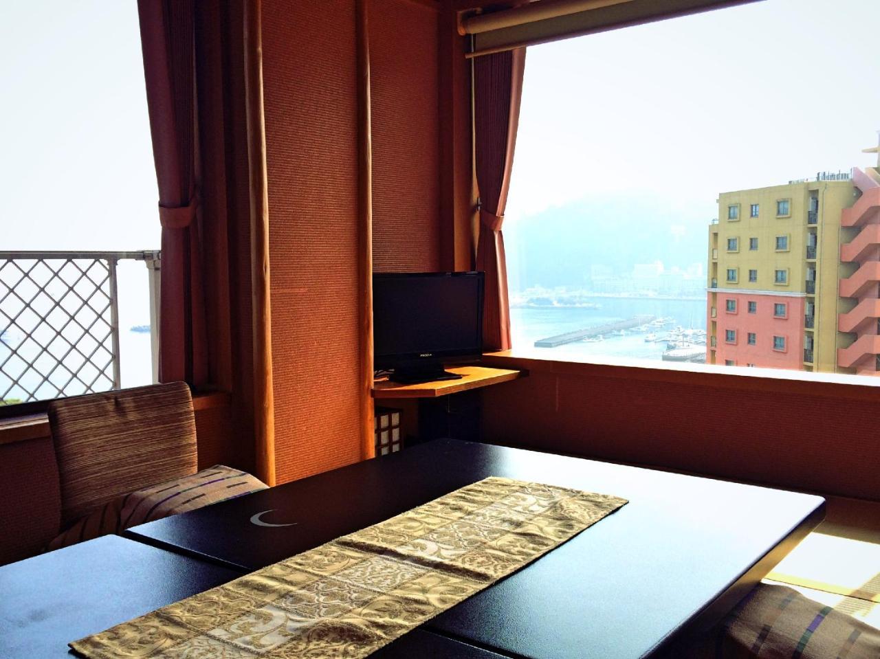 Atami Juraku Hotel Εξωτερικό φωτογραφία